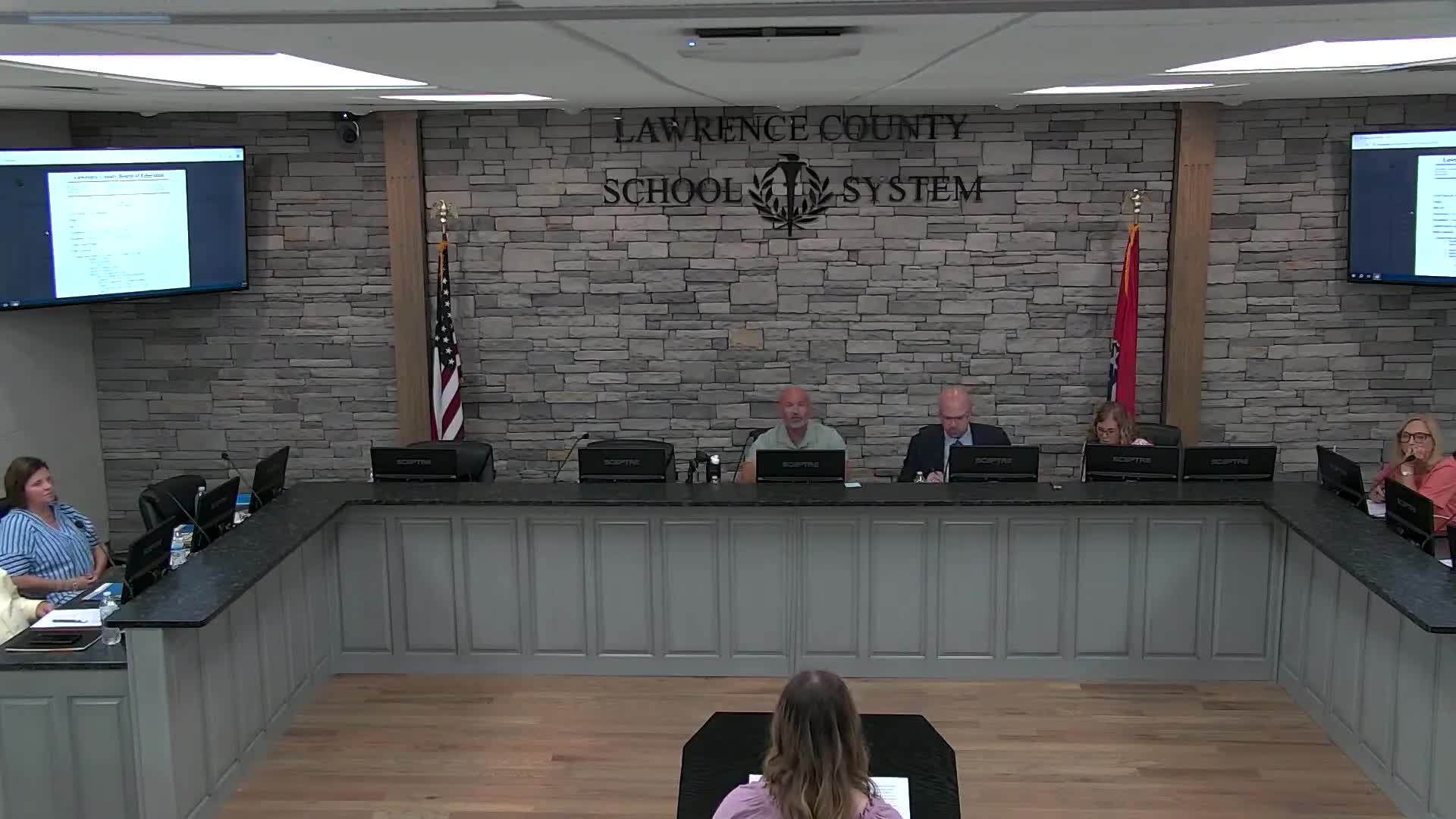 Summertown graduate urges Lawrence County board to reinstate valedictorian, salutatorian and top-10 recognition