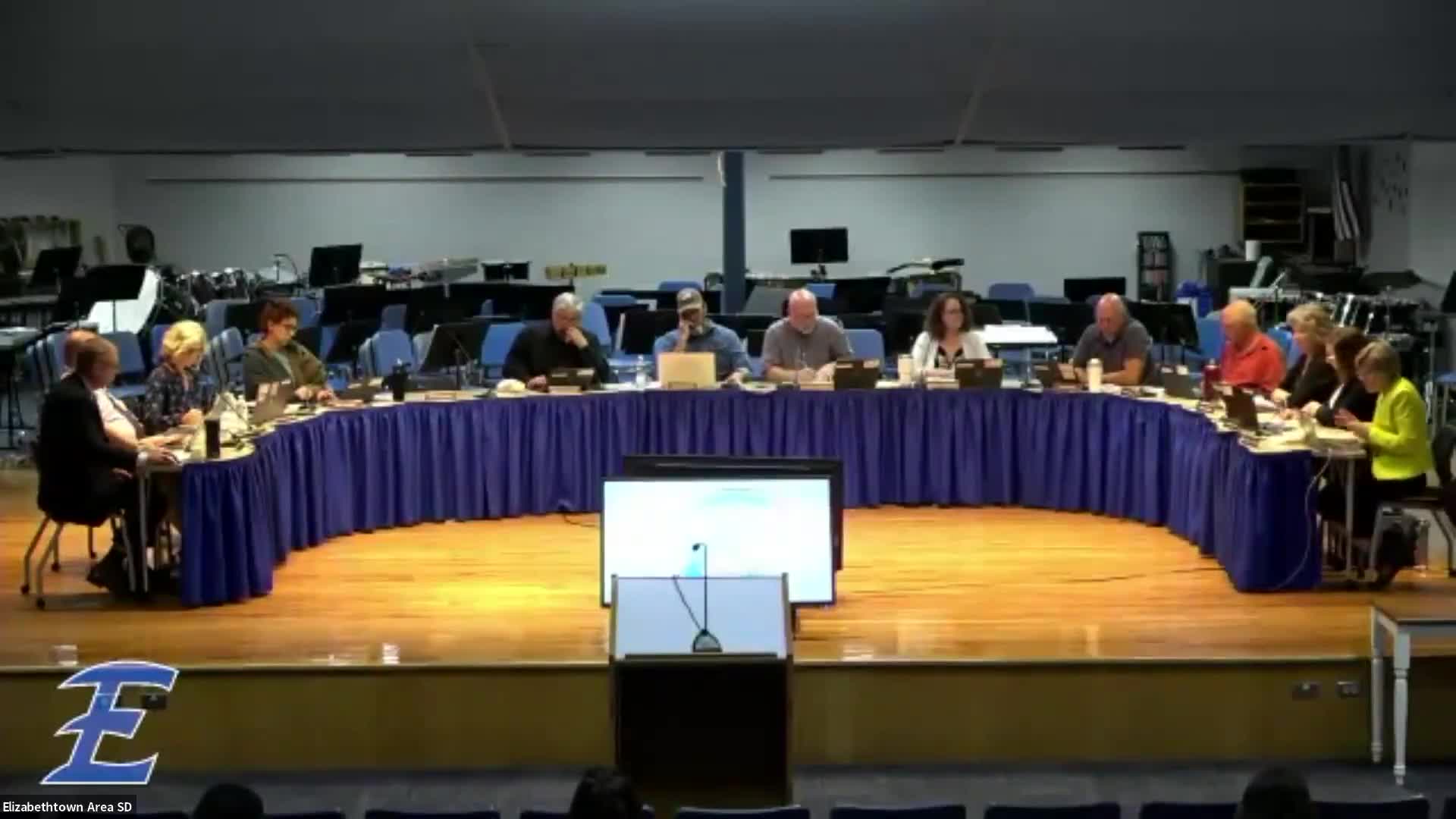Elizabethtown board advances revised student-search policy to first reading, adds parental notice and law-enforcement coordination for high-risk searches