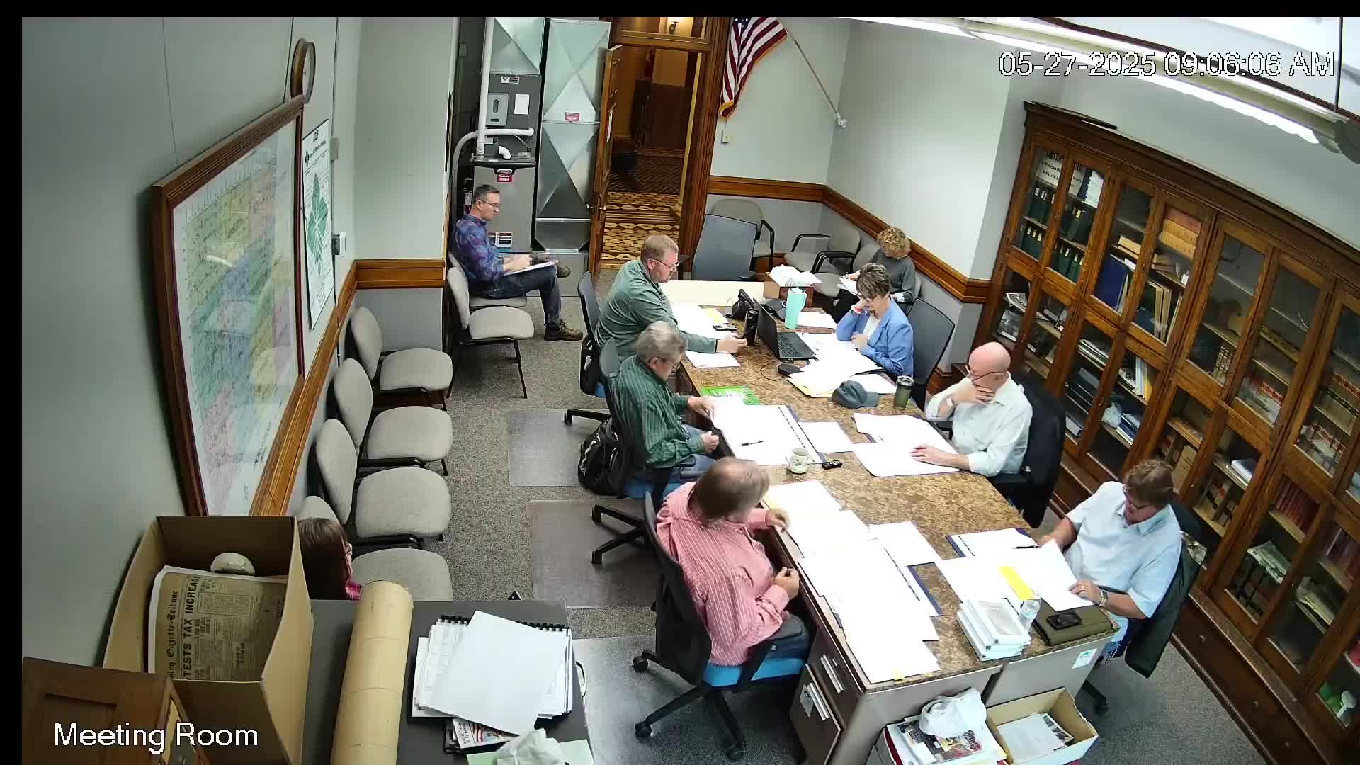 Board reviews drainage district balances, sets target assessments and plans resolution to formalize changes