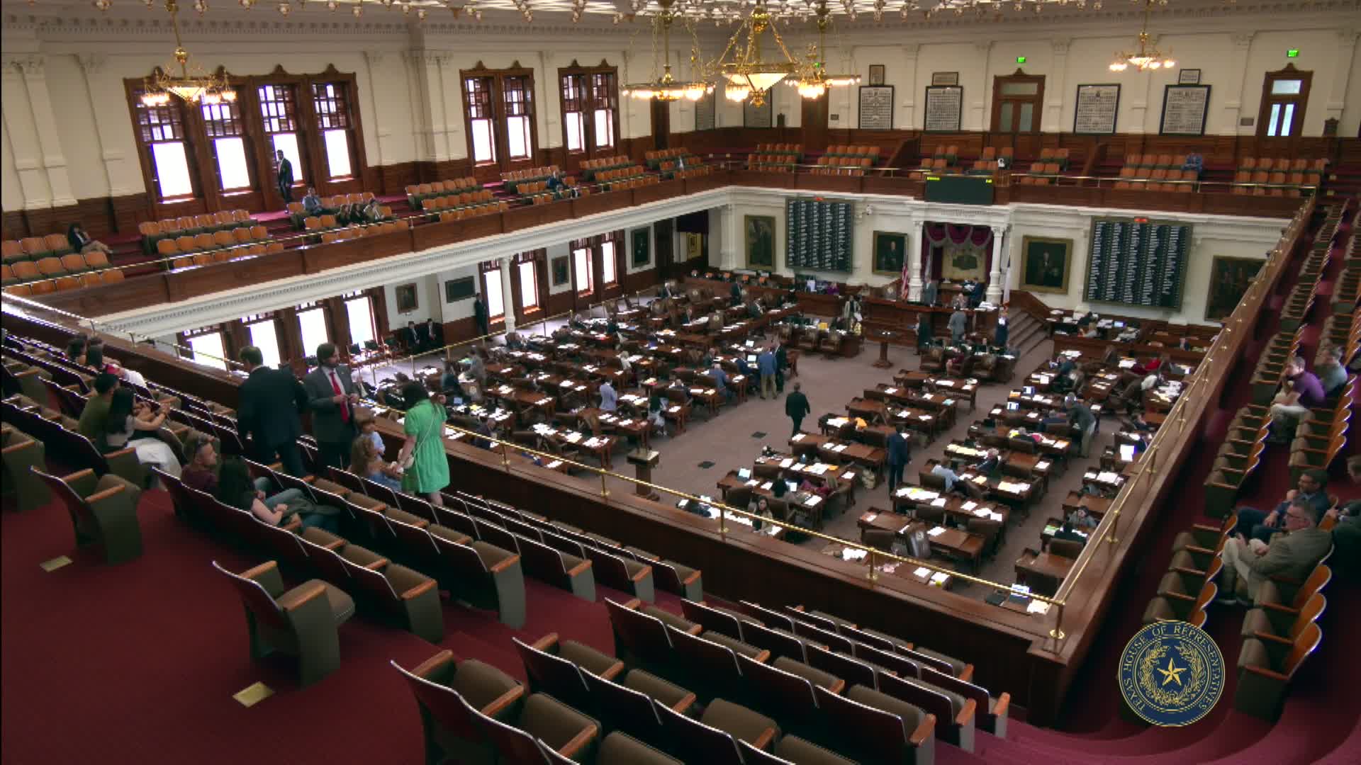 Ms. Mesa honors interns from University of Texas during legislative recognition