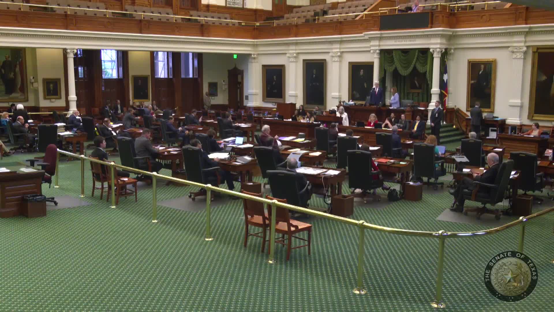 Senate concurs with House on retail‑theft sentencing thresholds; life prison and largest fines removed