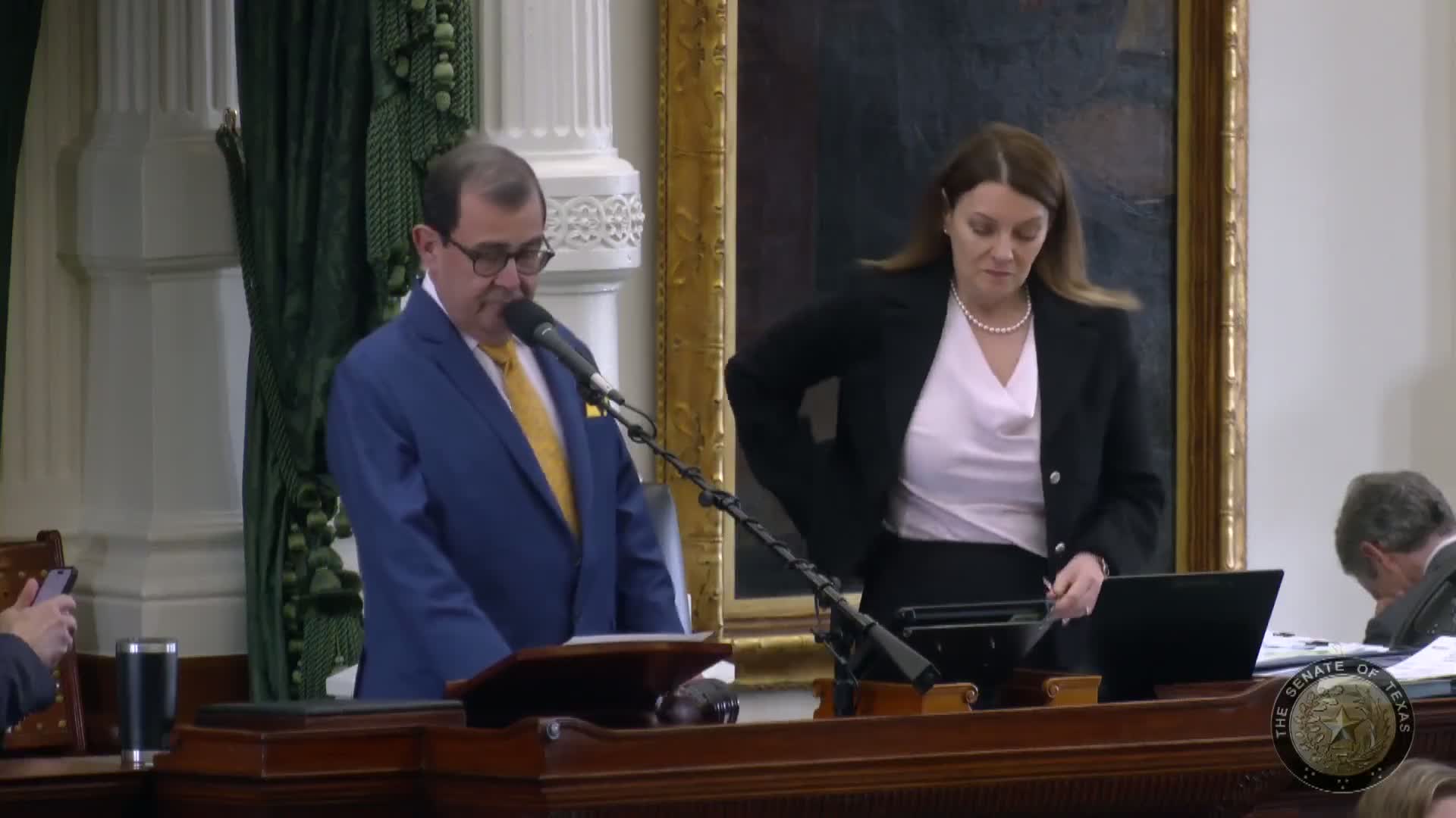 Senate approves conference reports and memorial resolutions during final floor day