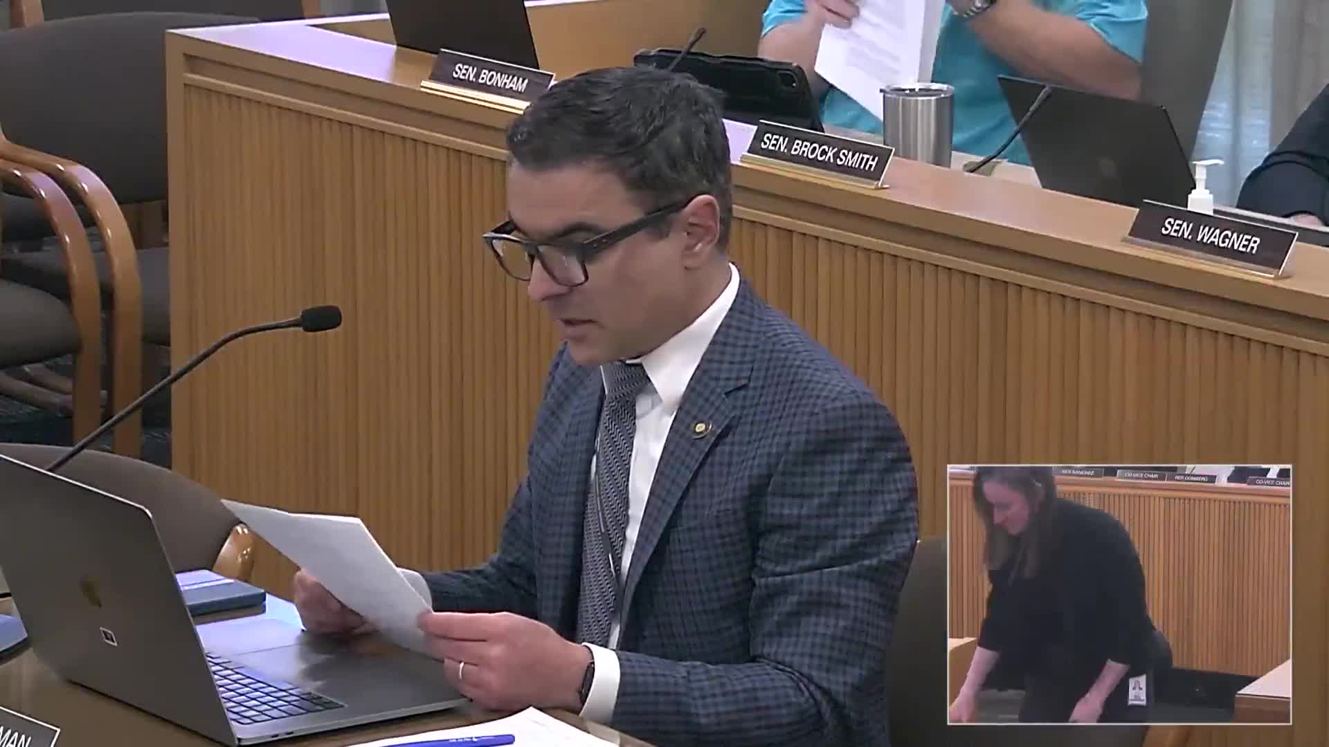 Oregon Senate delays Emergency Response System handoff saving $1.5 million