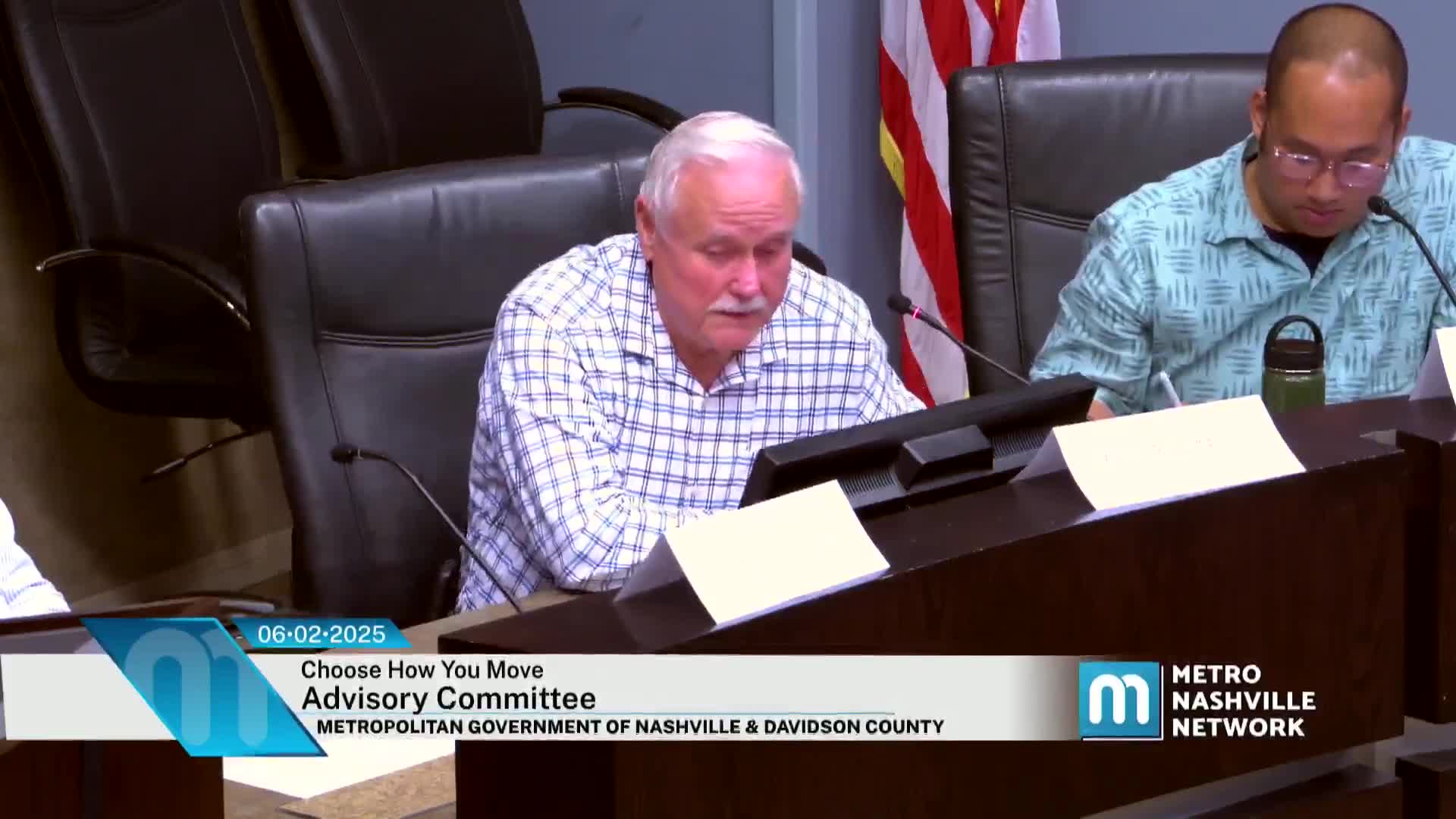 City plans smart-signal and fiber expansion to link signals, transit and pedestrians