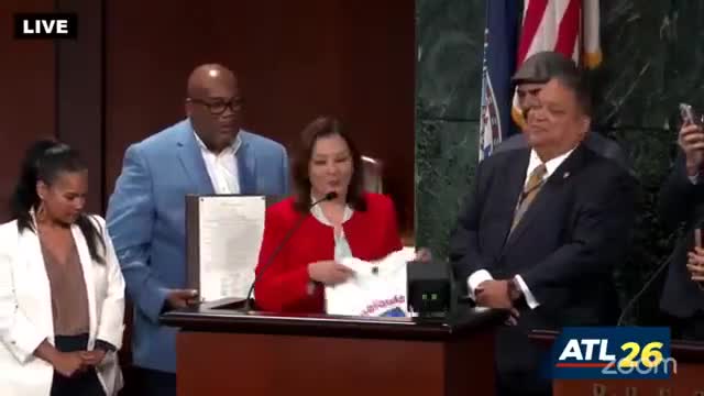 Community Leaders Celebrate Puerto Rican Contributions at Atlanta City Hall