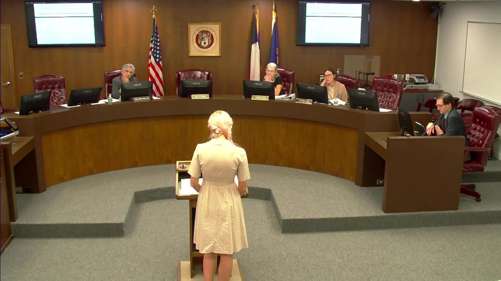 City Attorney advises council to rebid kennel services RFP amid complaints