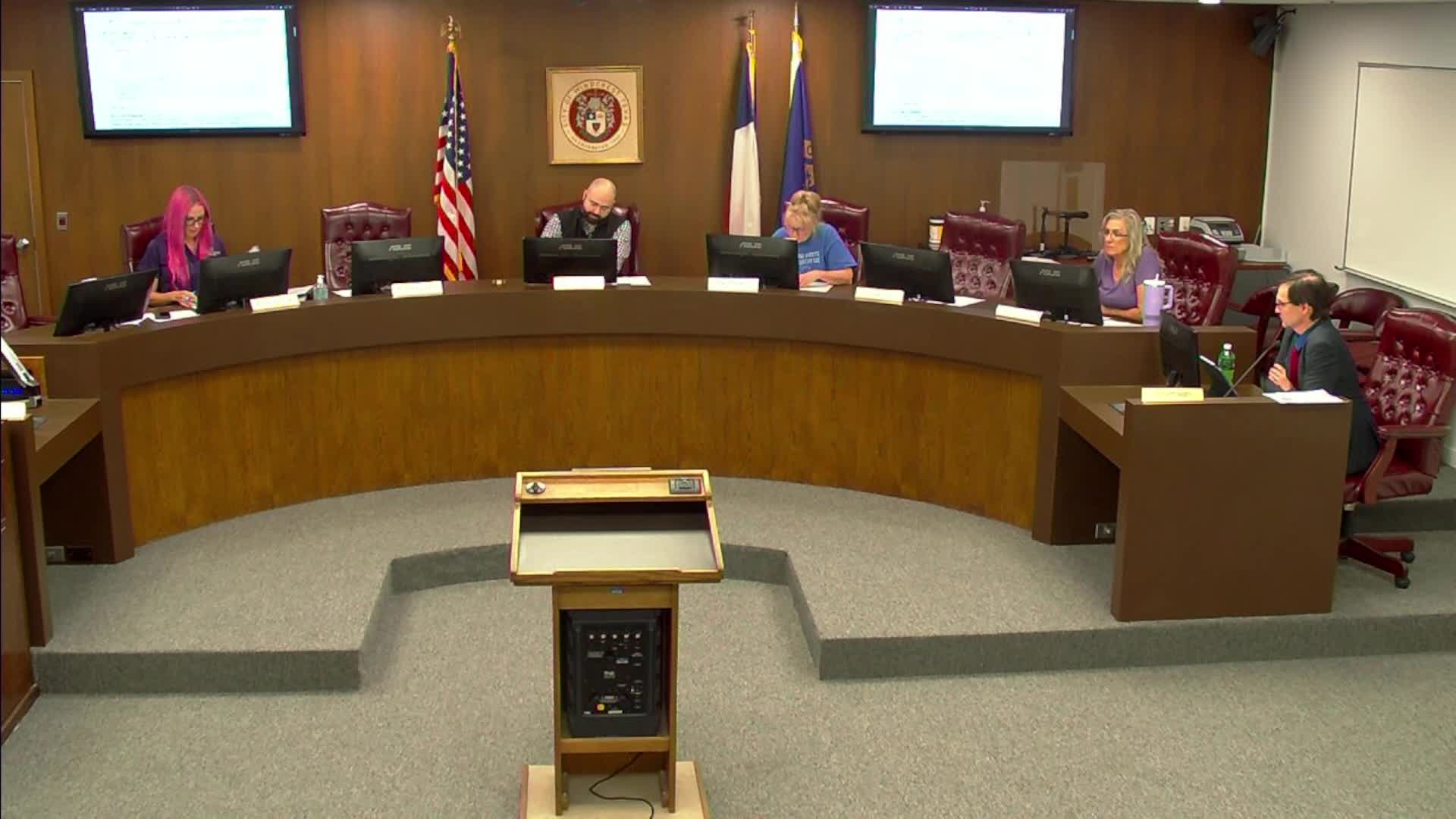 City council explores new foster program policies for Windcrest dogs