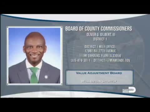 Miami Dade School Board gathers for introductory meeting with new member Austin