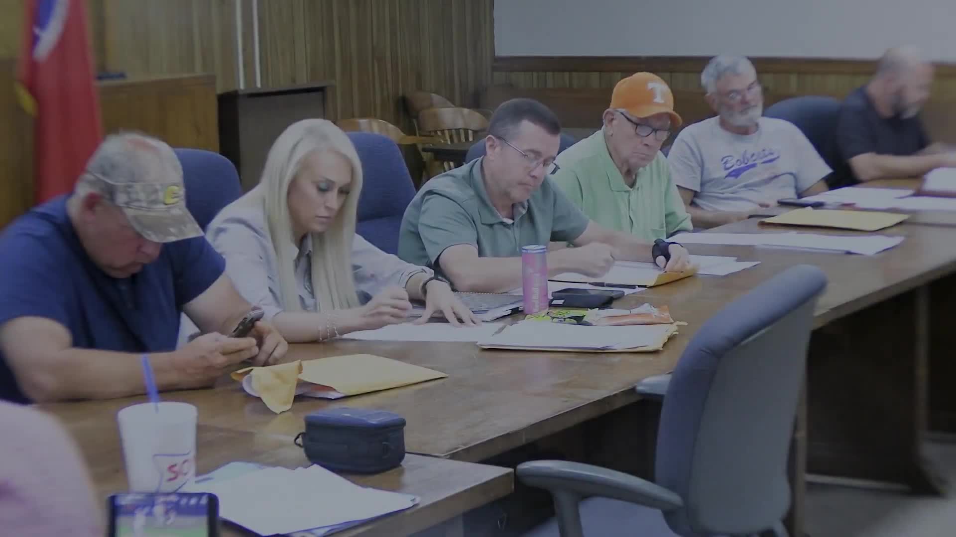 Polk County commission dispute over library board minutes leads to repeated votes; minutes approved after roll call