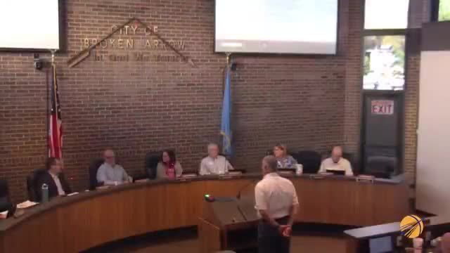 Indian Springs residents challenge traffic gate and safety concerns