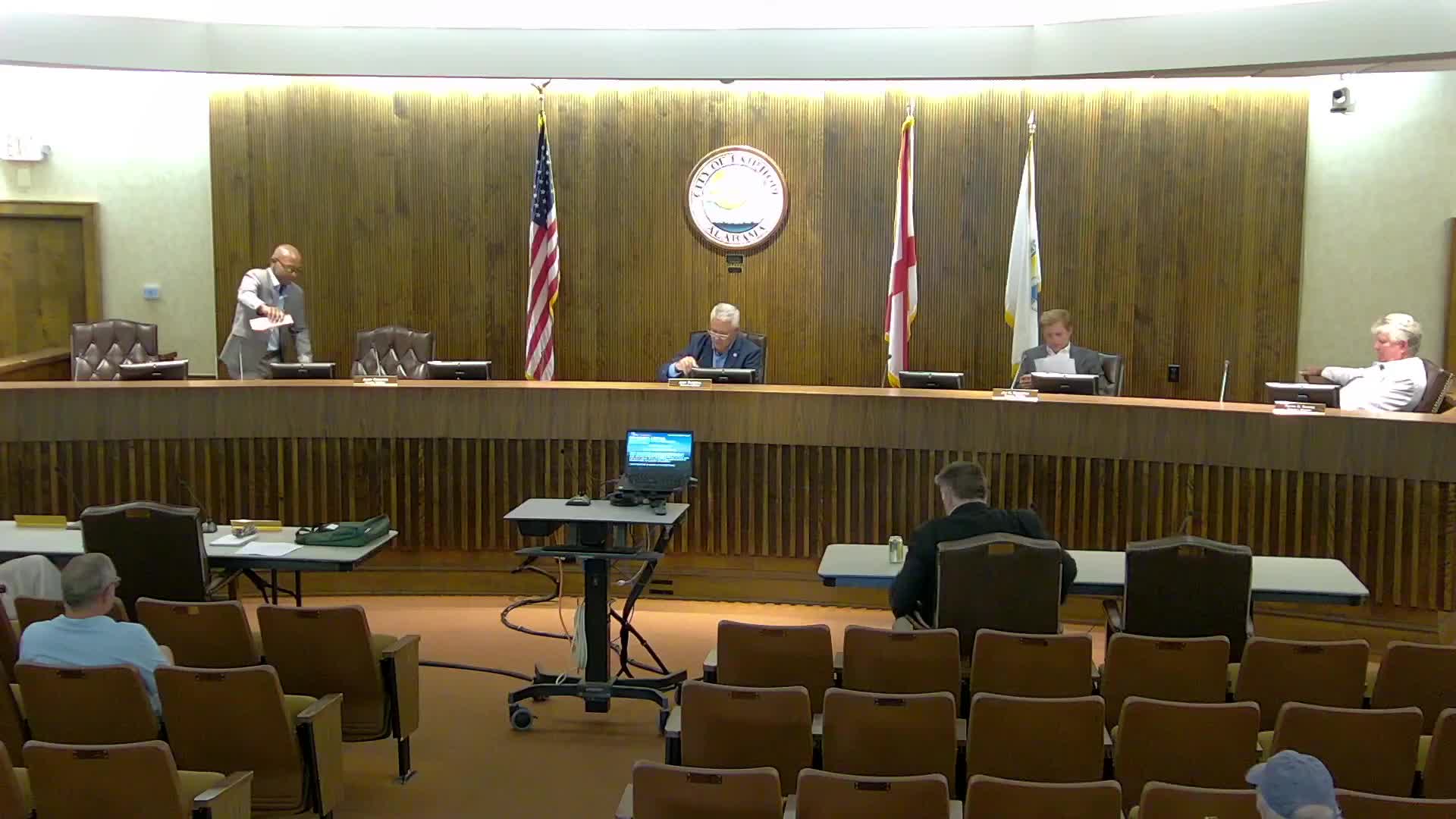 Fairhope City Council cancels special agenda item after legal consultation