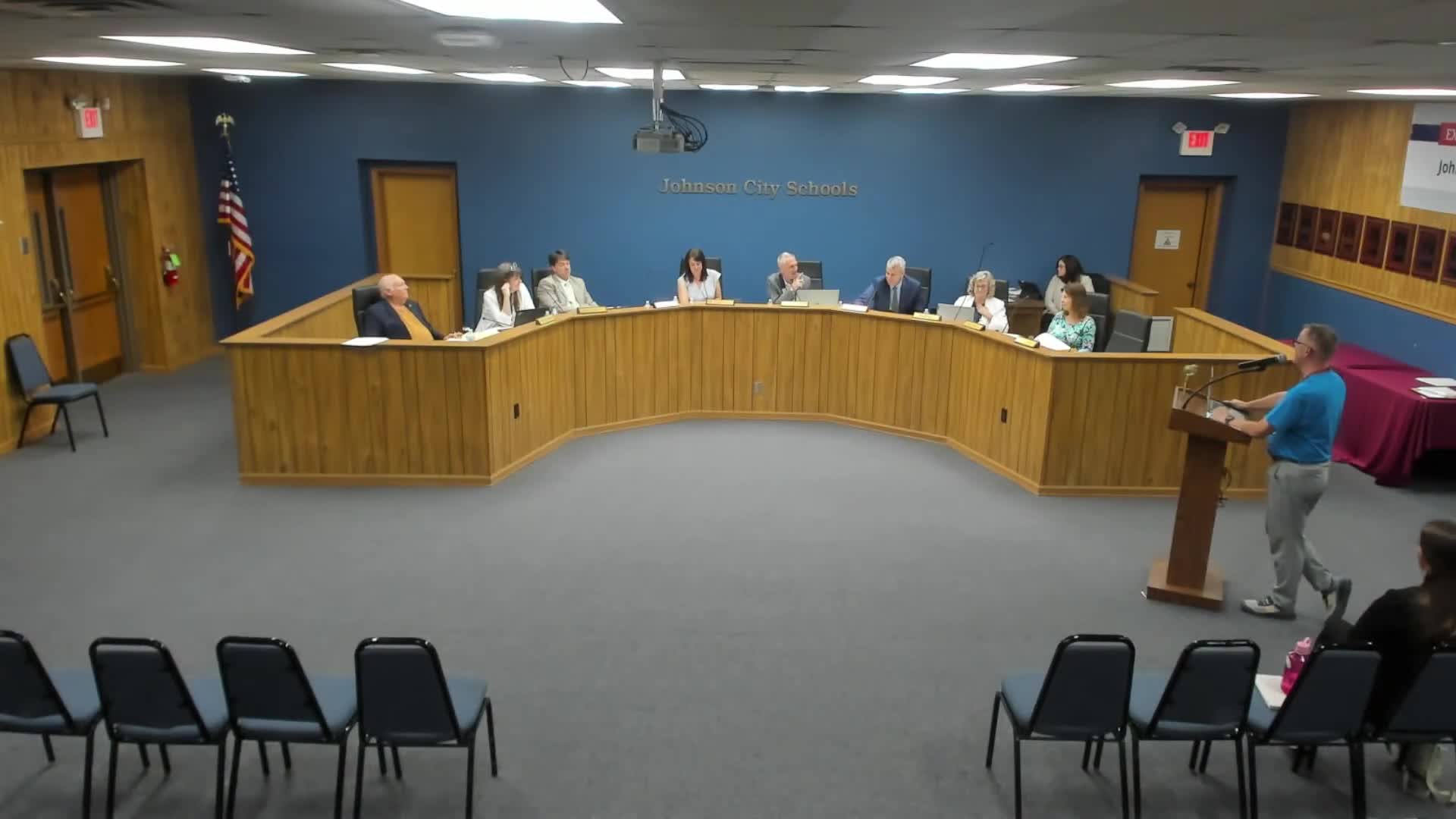School board approves creation of Market Street virtual school with co-op programs