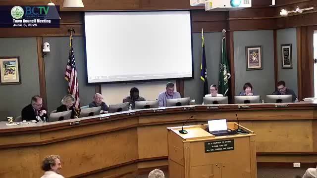 Hilton Head Island Council unanimously approves dog restriction at Fishhall Creek beach