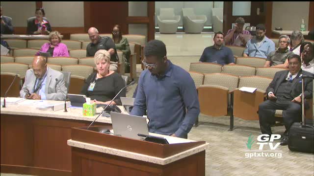 Grand Prairie residents advocate for 8 permanent pickleball courts at Friendship Park