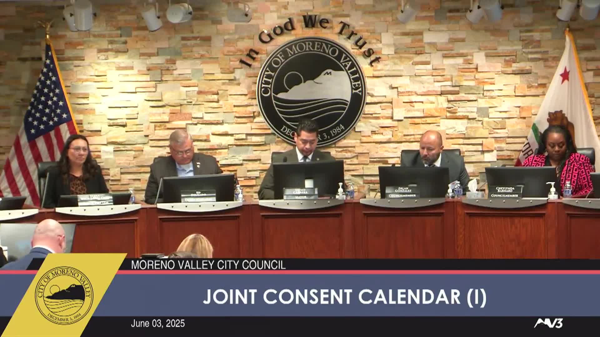 Residents urge city to reinstate asphalt equipment for road repairs