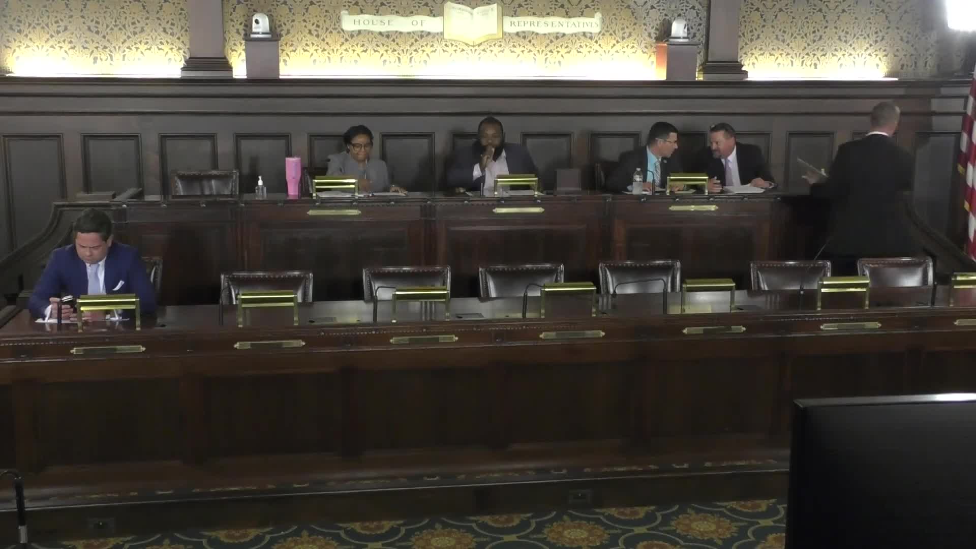 House Appropriations Committee unanimously passes multiple bills including consumer protection and professional licensure