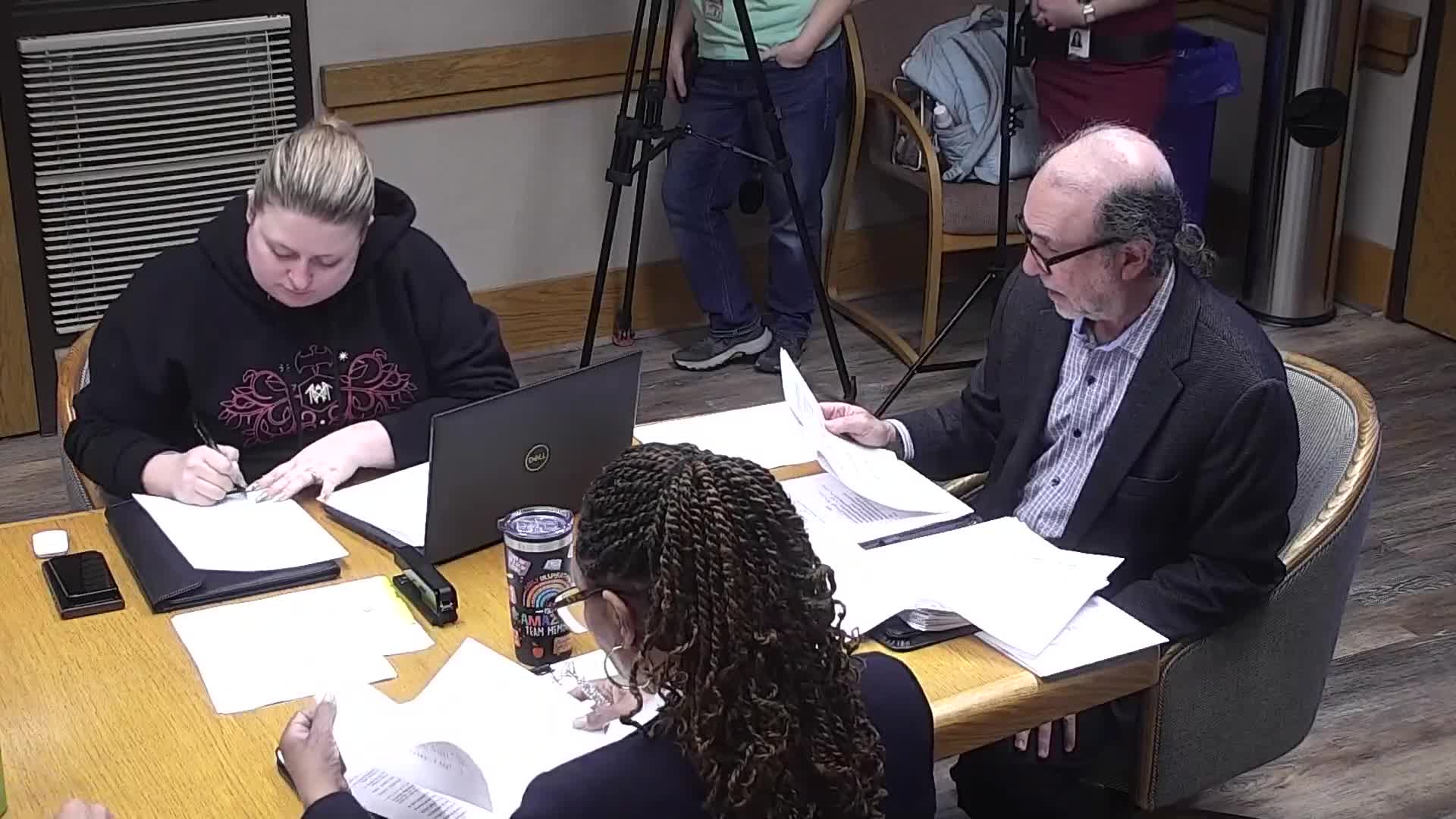City Council approves sale of six land bank properties to nonprofits for repairs