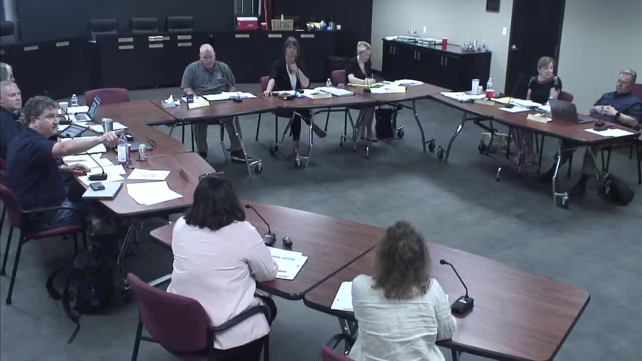 Moore County Schools discuss $3,000 teacher stipend amid class size changes