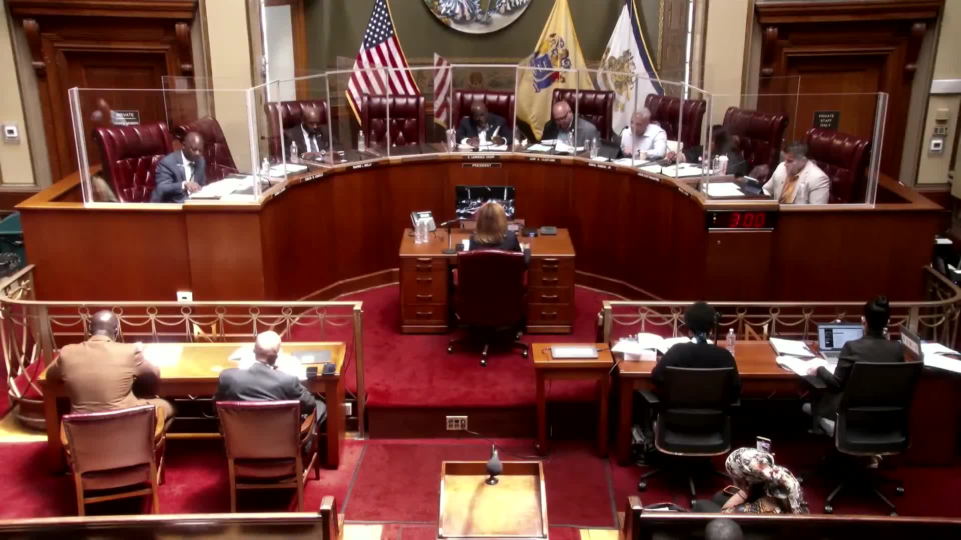 City council discusses $5M ambulance service contract and response times