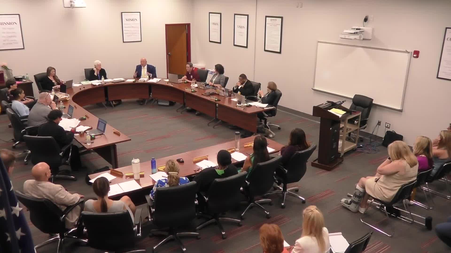 School Board votes to terminate Montessori program at George Washington after 2024-2025