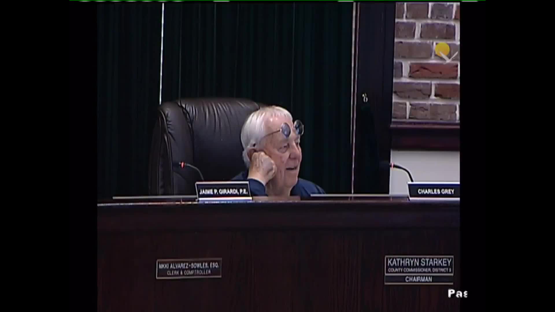 Pasco Planning Commission holds public workshop on tree preservation, hears residents and staff on protections and incentives