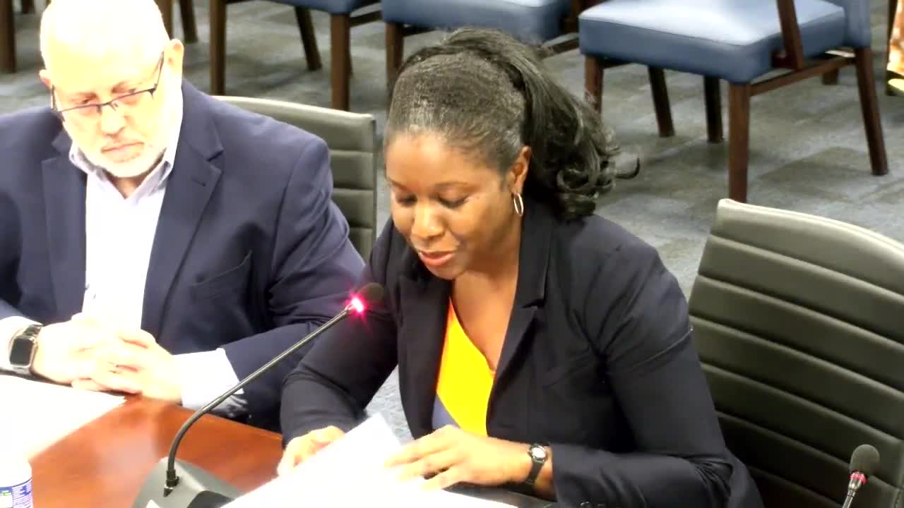 Council approves draft legislation incentivizing healthy food options and restaurant development