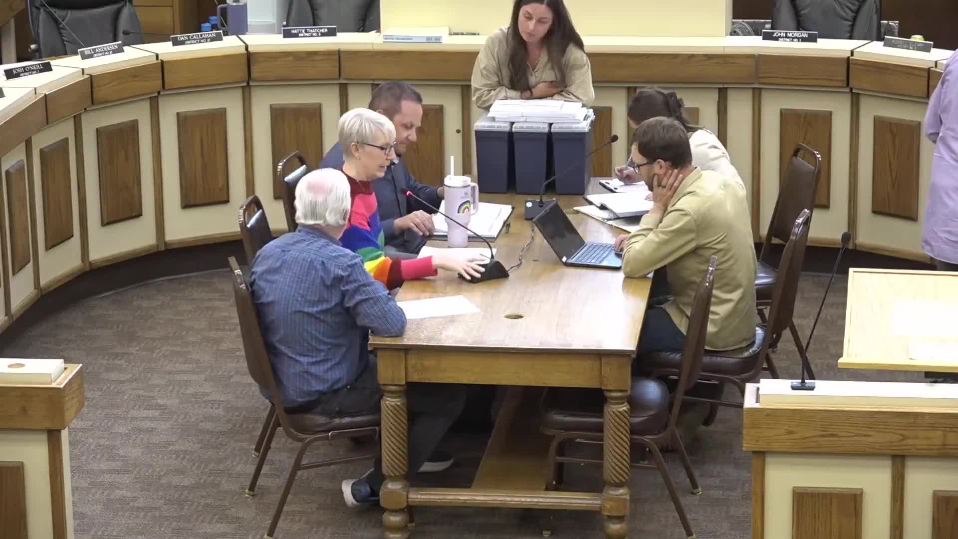 Silver Bow County commissioners approve $1.00M expenditure list after questions on specific claims