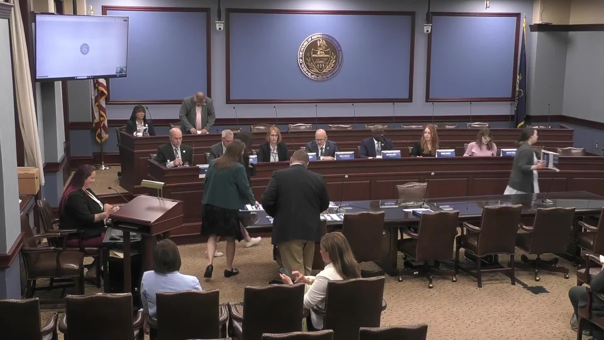 Pennsylvania committee advances bills promoting 988 suicide crisis lifeline awareness