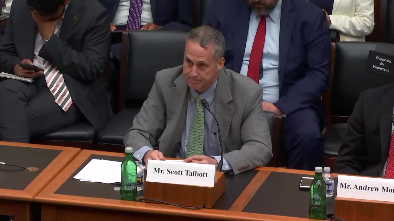 Congress considers standardizing data privacy rules to enhance fintech competition