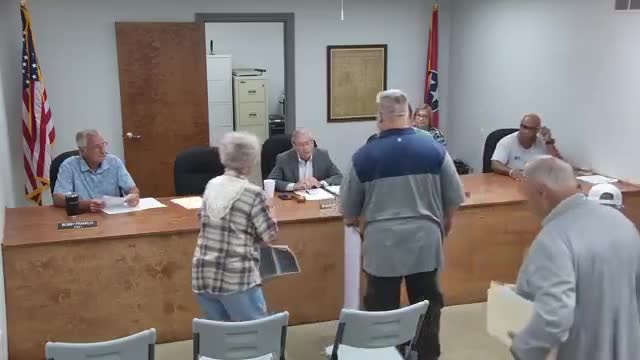 Residents tell Wilson County Road Commission ditch, pipe work is flooding yards and causing mold