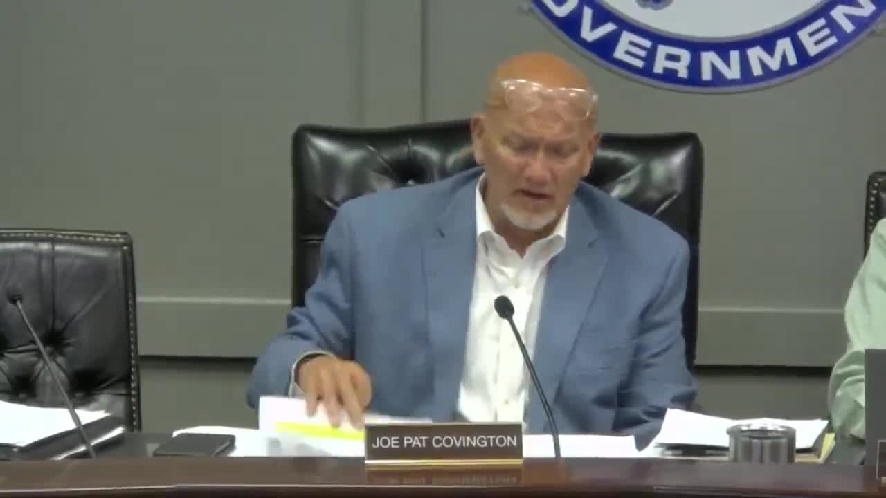 Court reviews Great Crossing Park playground options; $150,000 budgeted, purchase expected on next agenda