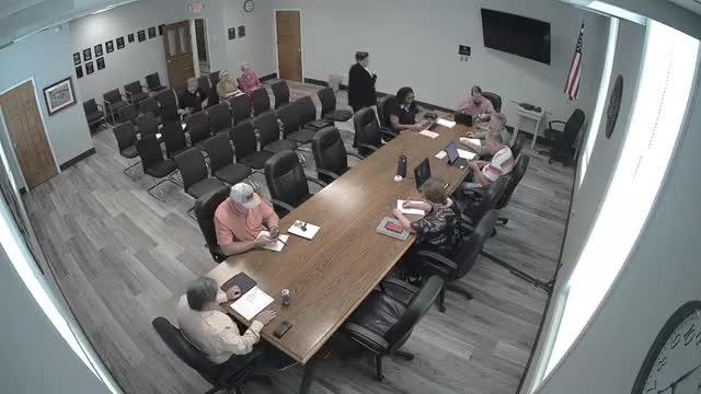 Resident warns Sumner County commission that adopting 1981 financial law could force 12-year restatement of reports