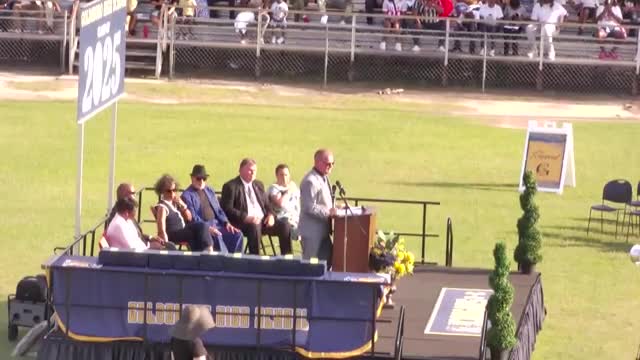 Jamia Nobles delivers inspiring senior address at Goldsboro High School graduation
