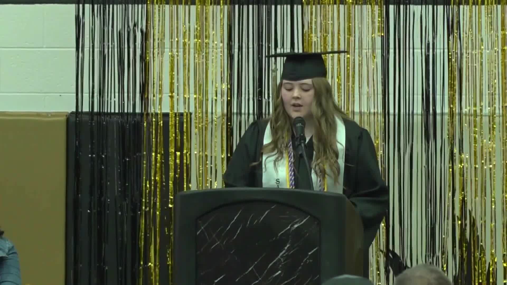 Seeley Lake graduate inspires class with heartfelt tribute to family and teachers