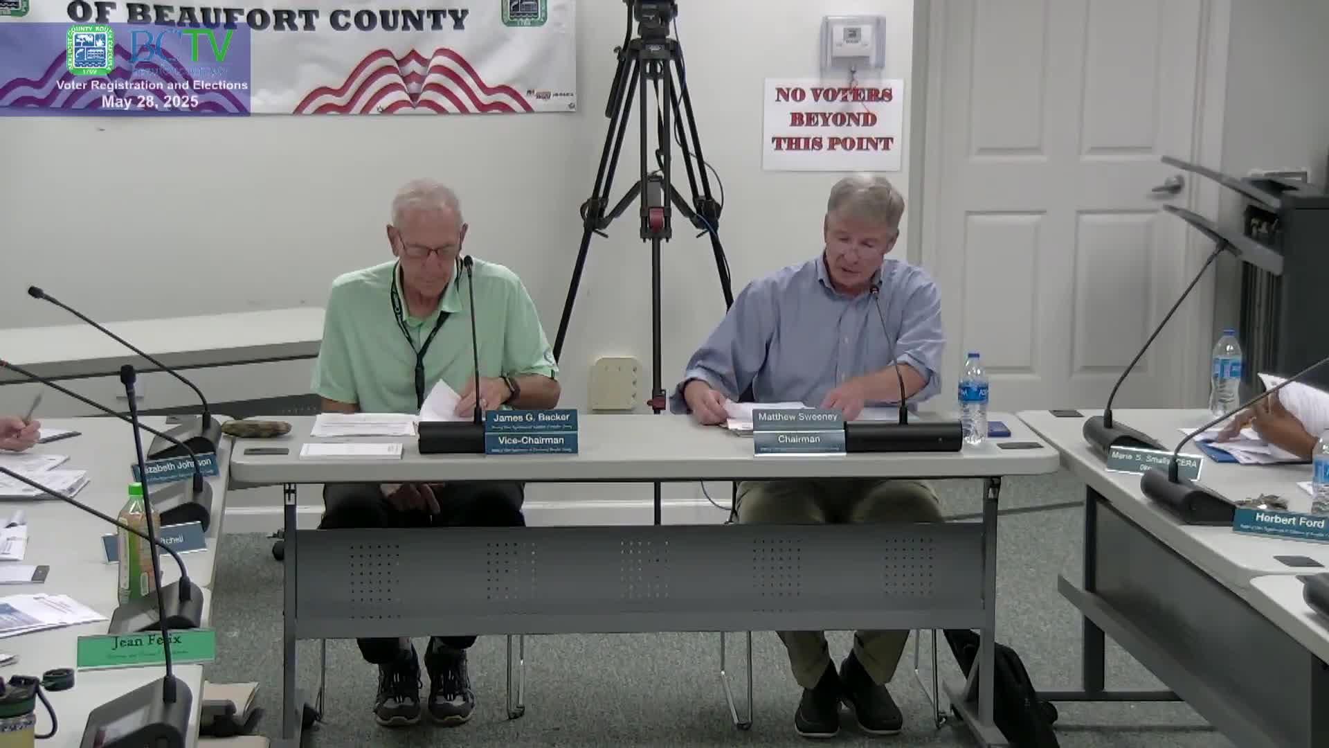 Board approves minutes and a letter on early voting center parking; adjourns