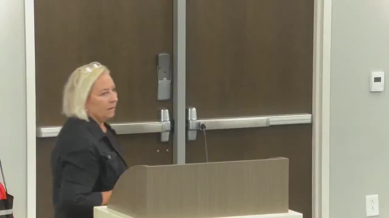 Teachers and substitutes warn board of widespread behavior issues, staff turnover