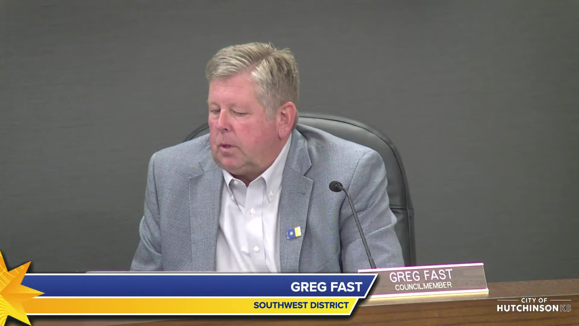 City considers biweekly trash pickup and traffic light removals to save costs