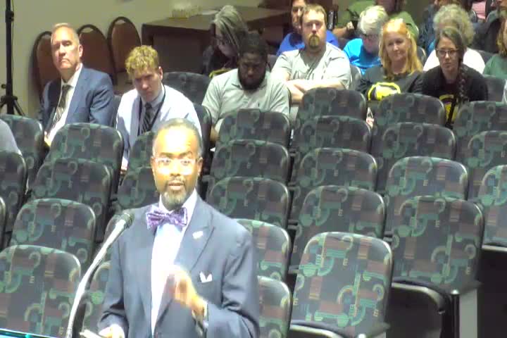 Principal Rachel Snyder advocates for Toledo families and children at city council meeting