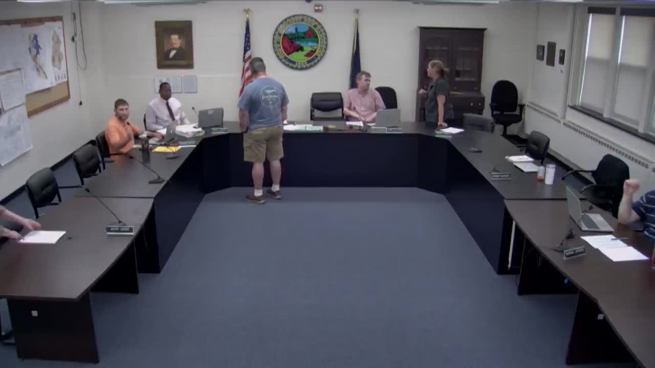 Hooksett Town Council addresses tax bill distribution and printing errors