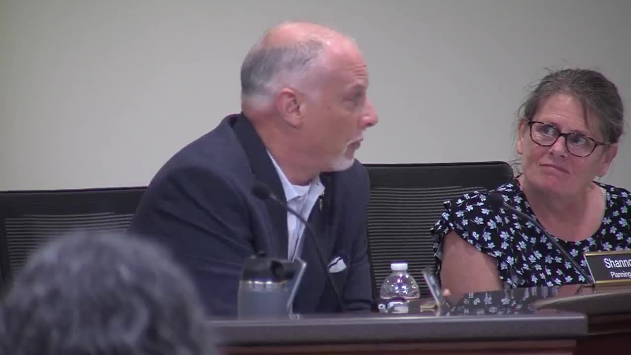 Harrisonburg Commission debates student housing increase and traffic concerns on Port Republic Road