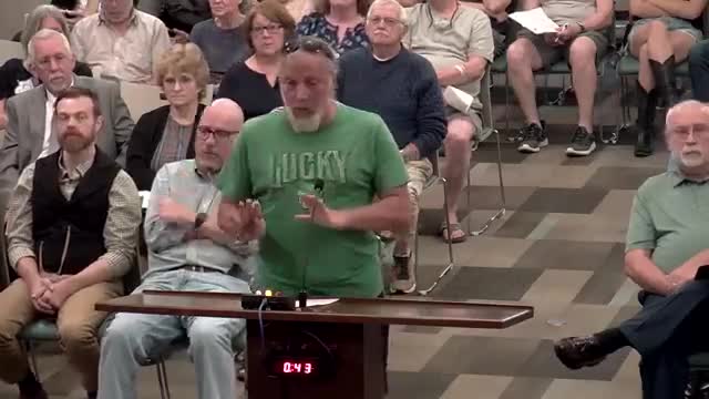 Residents question road improvements for proposed park during city meeting