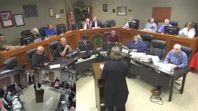 Residents press city on access, sidewalks and pond maintenance as Burris Ridge final plat moves forward