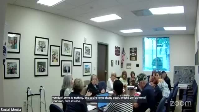 Committee plans Miami Lakes 25th anniversary time capsule and budget for field trip