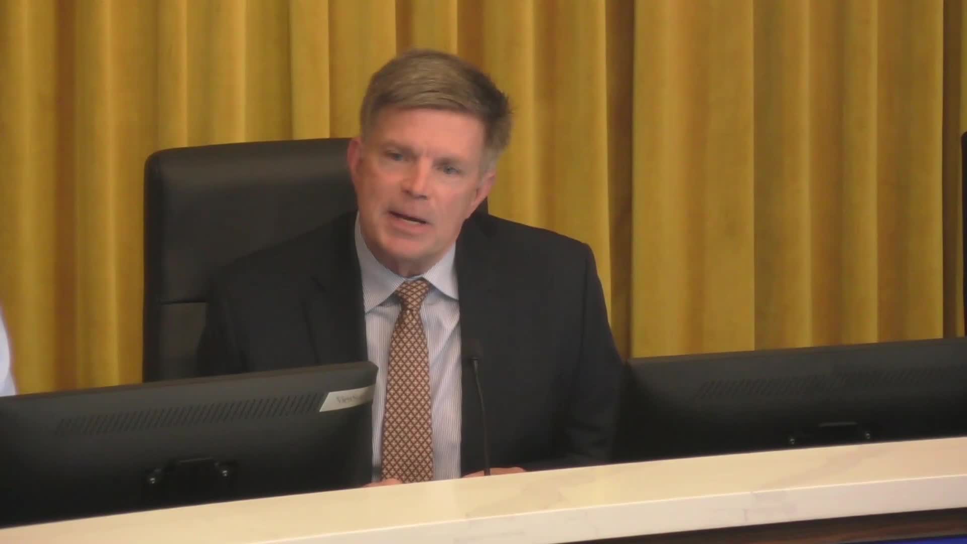 Yorba Linda council adopts balanced $49–50 million operating budget, approves $62.9 million in tier-1 CIP and schedules business workshop