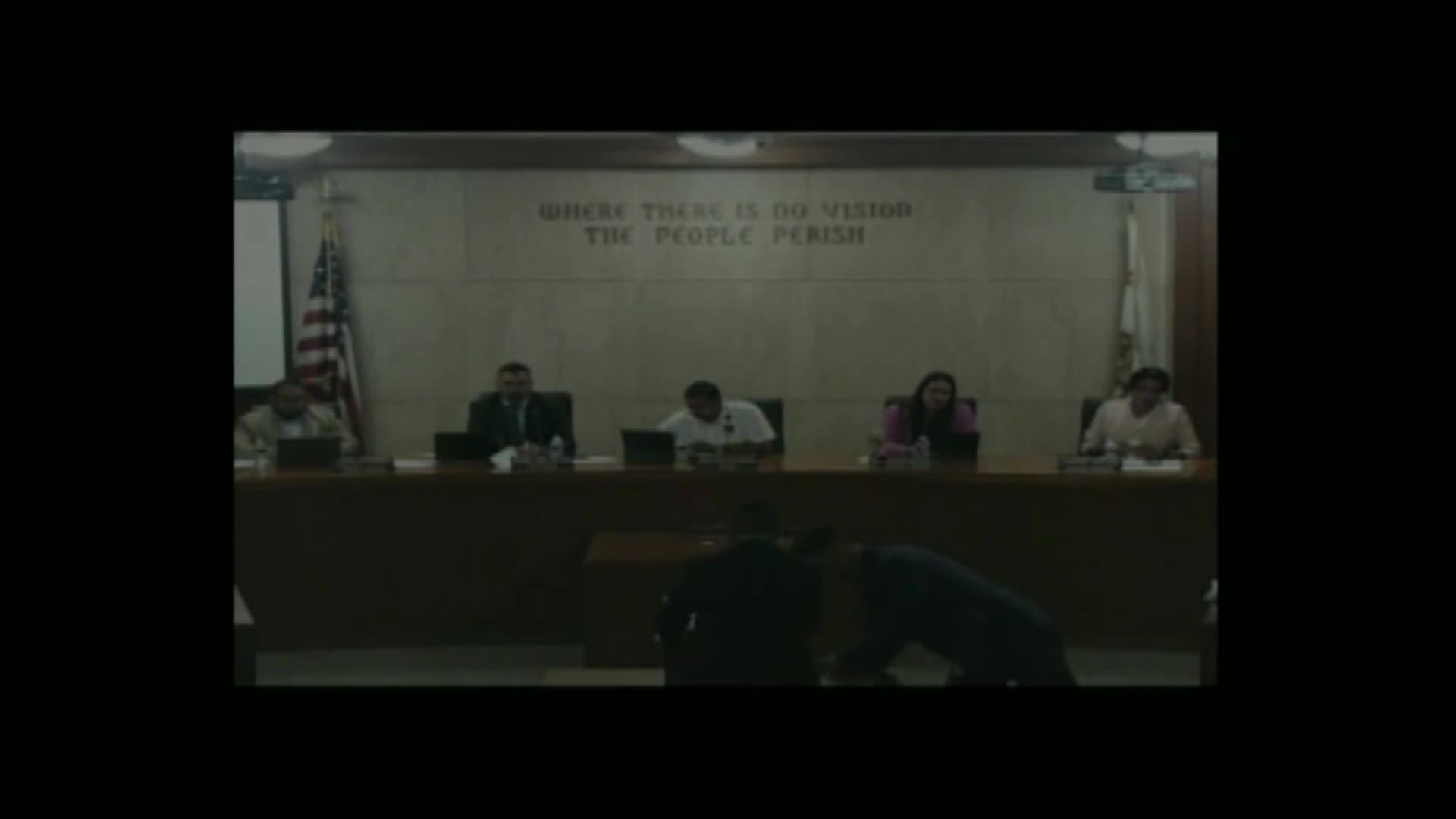 Huntington Park council rejects broadband outreach bids, orders new digital RFP after community concerns