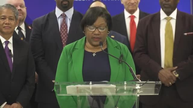 Exelon launches $10M Customer Relief Fund for low-income Chicago residents