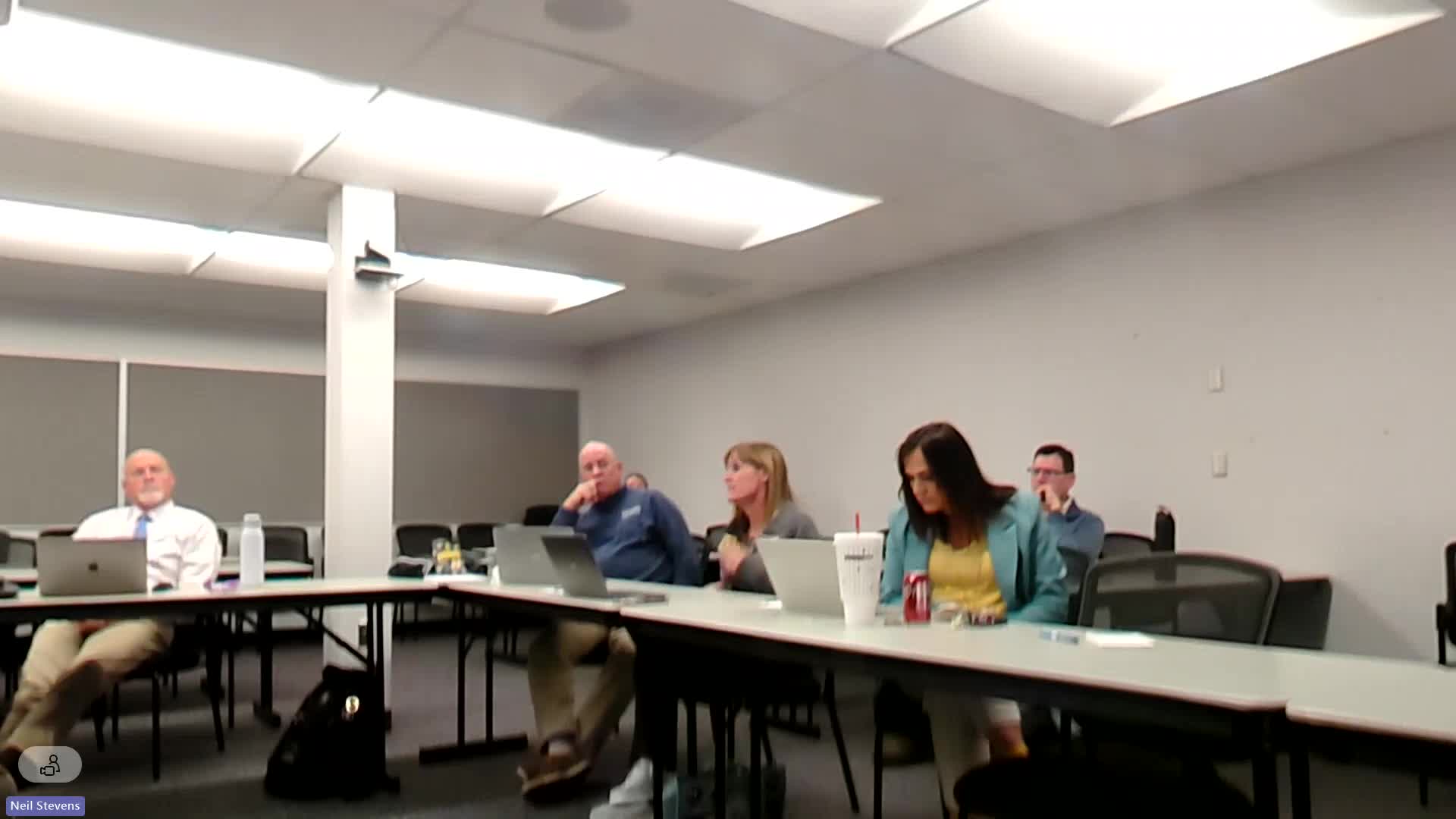 School Board debates funding options for Lakeview and overcrowded middle schools