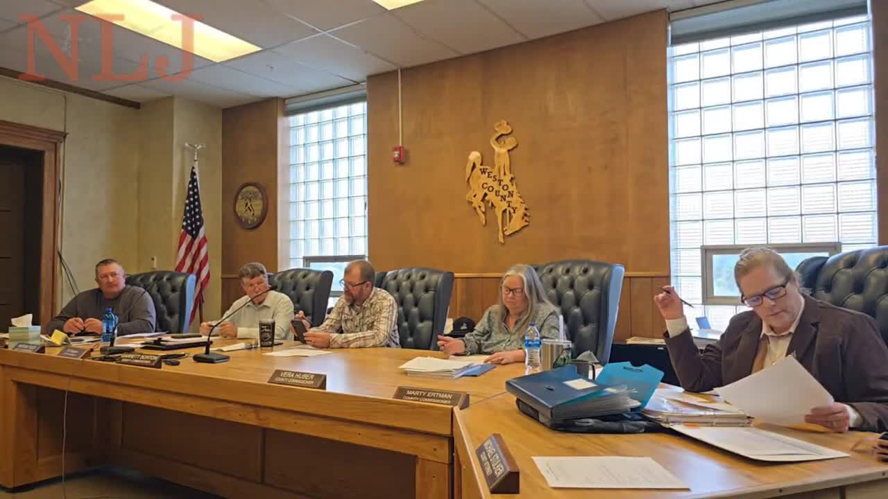 Committee approves 2025 liquor license renewals for local venues including Pizza Barn