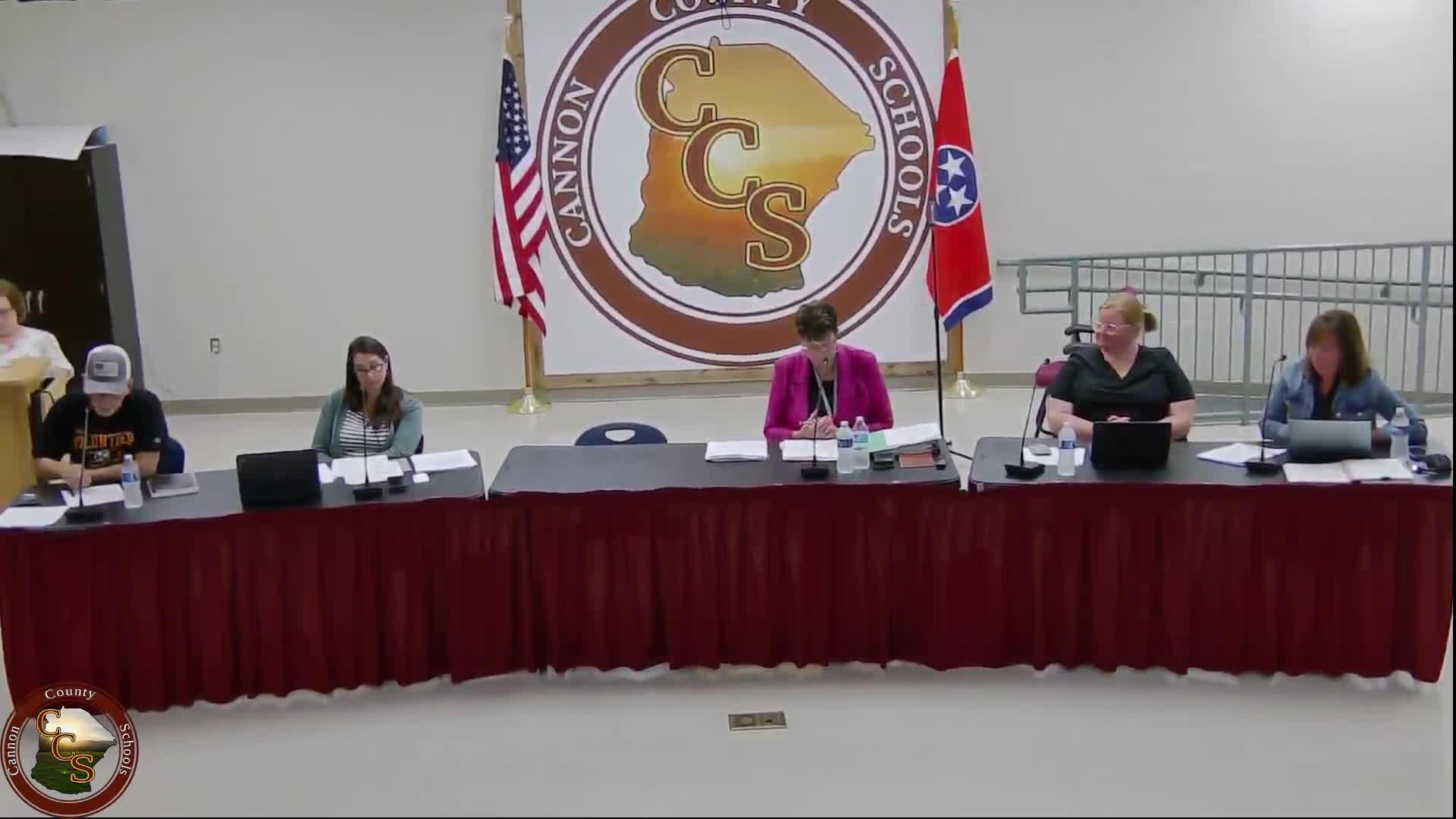School Board discusses cell phone policy to enhance student safety and reduce bullying