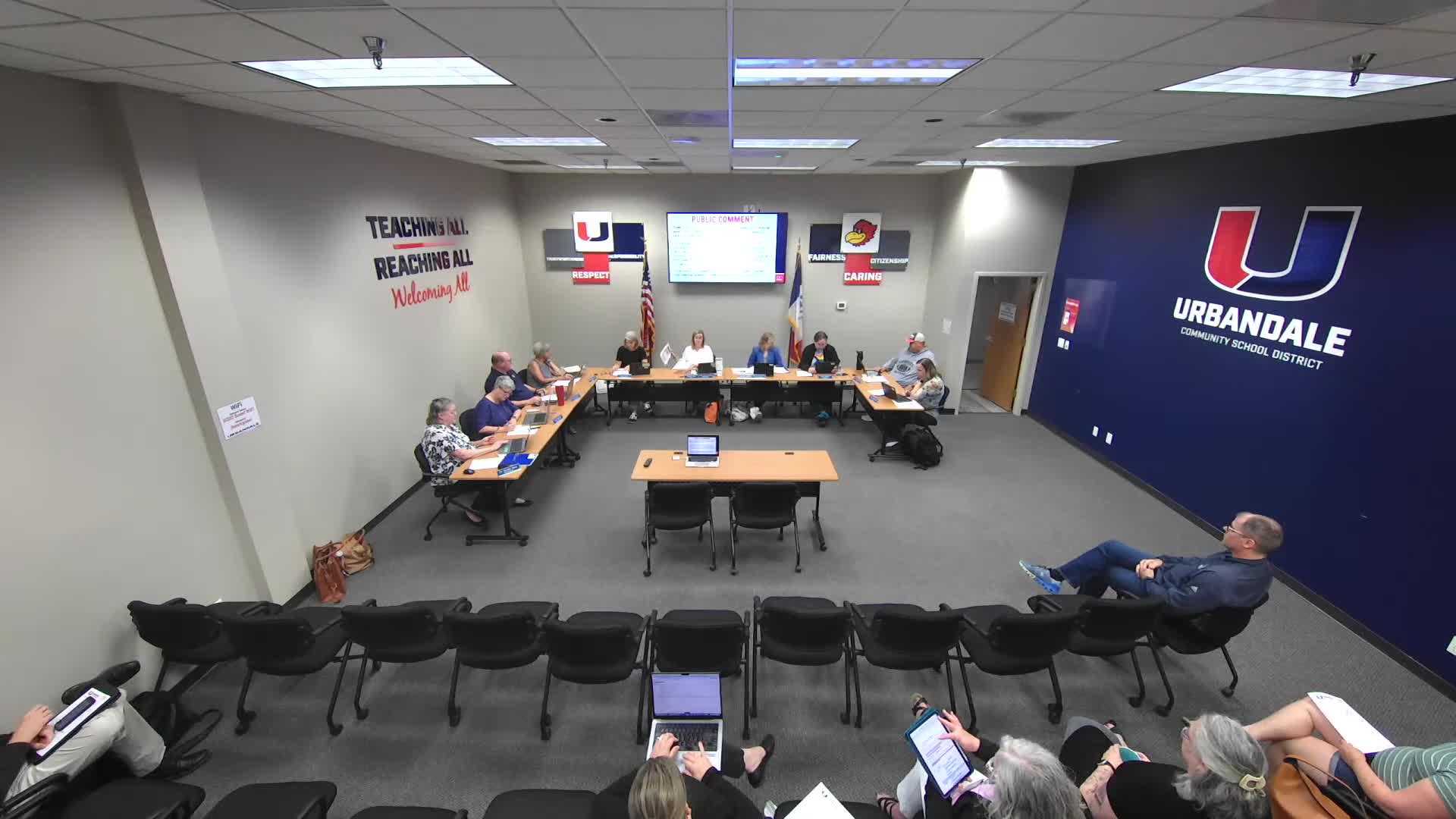 Urbandale parents demand school board accountability and new leadership in public comments